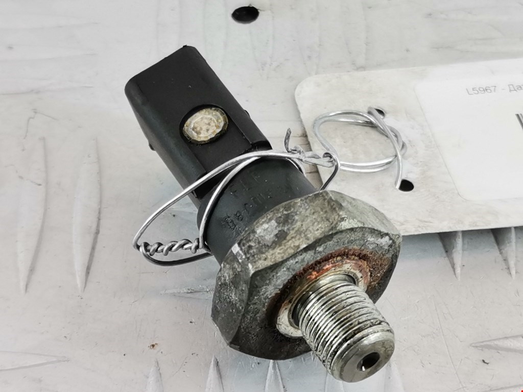 Датчик давления масла AUDI A3 8P 2003-2013