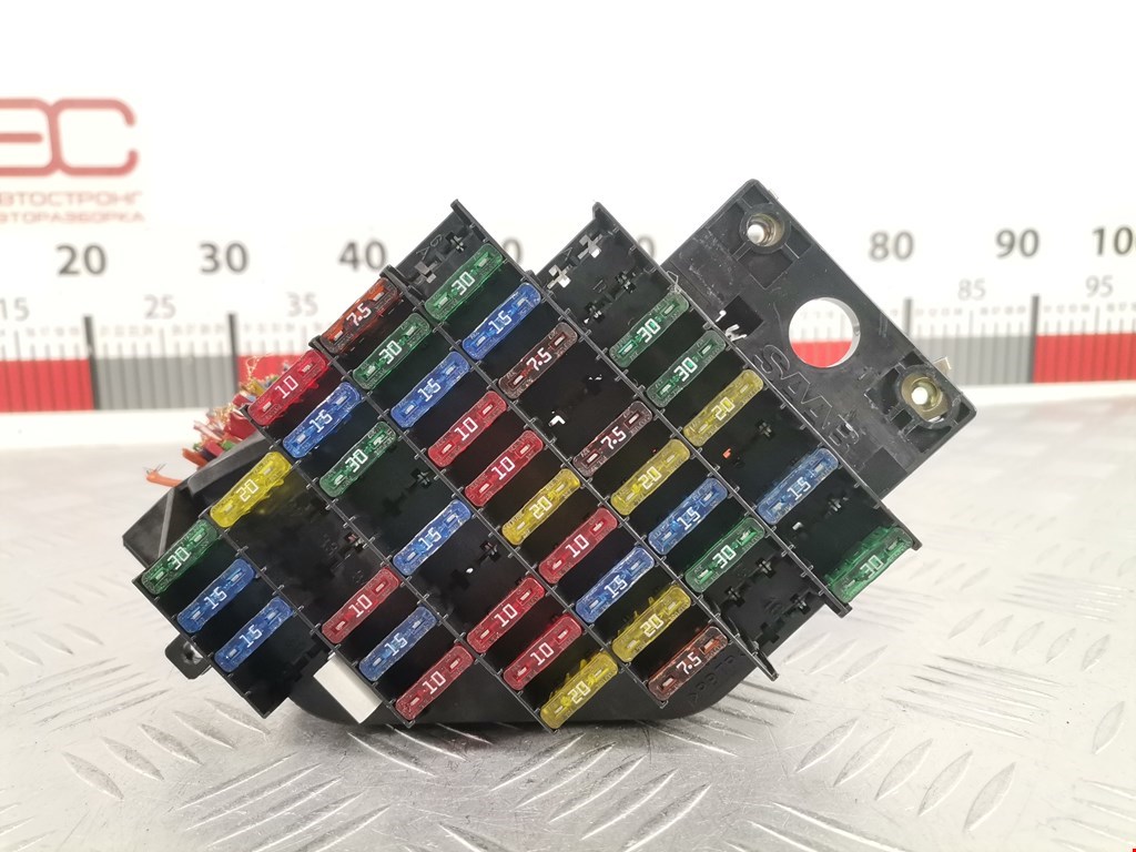 Датчик уровня в бачок омывателя SAAB 9-3 1998-2002