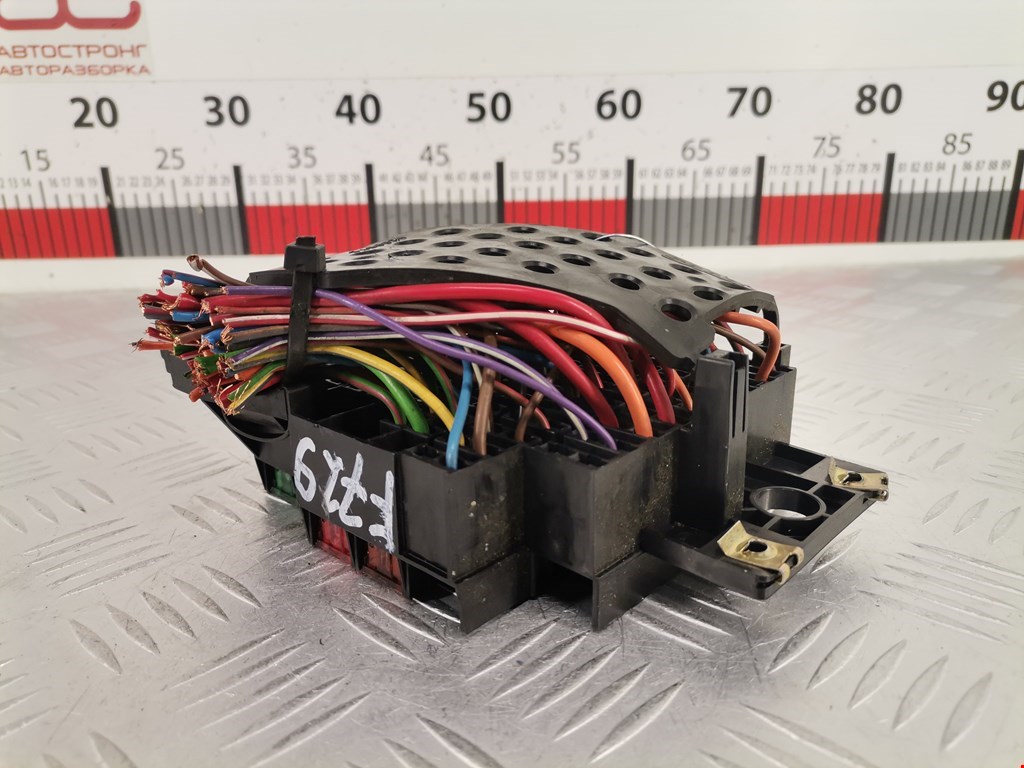 Датчик уровня в бачок омывателя SAAB 9-3 1998-2002