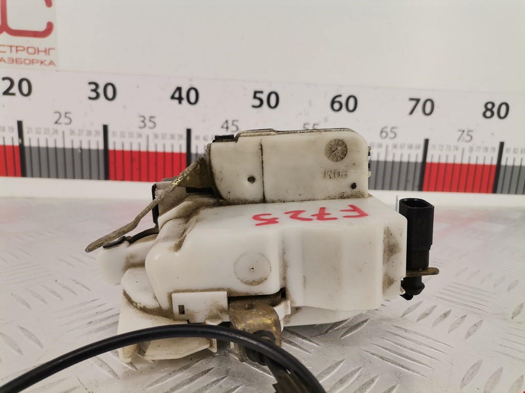 Замок двери задней левой SEAT Ibiza 1993-2002