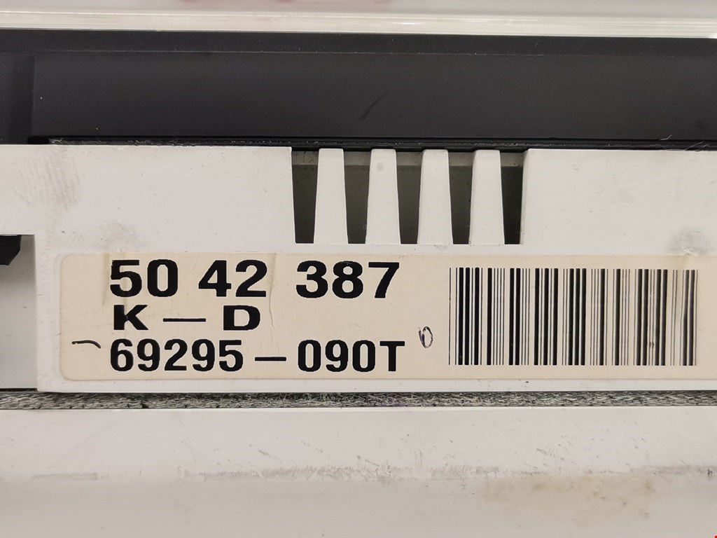 Панель приборов (щиток) SAAB 9-3 1998-2002