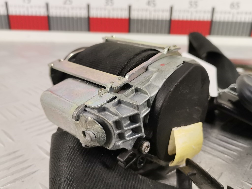 Ремень безопасности передний правый PEUGEOT 206 1998-2012