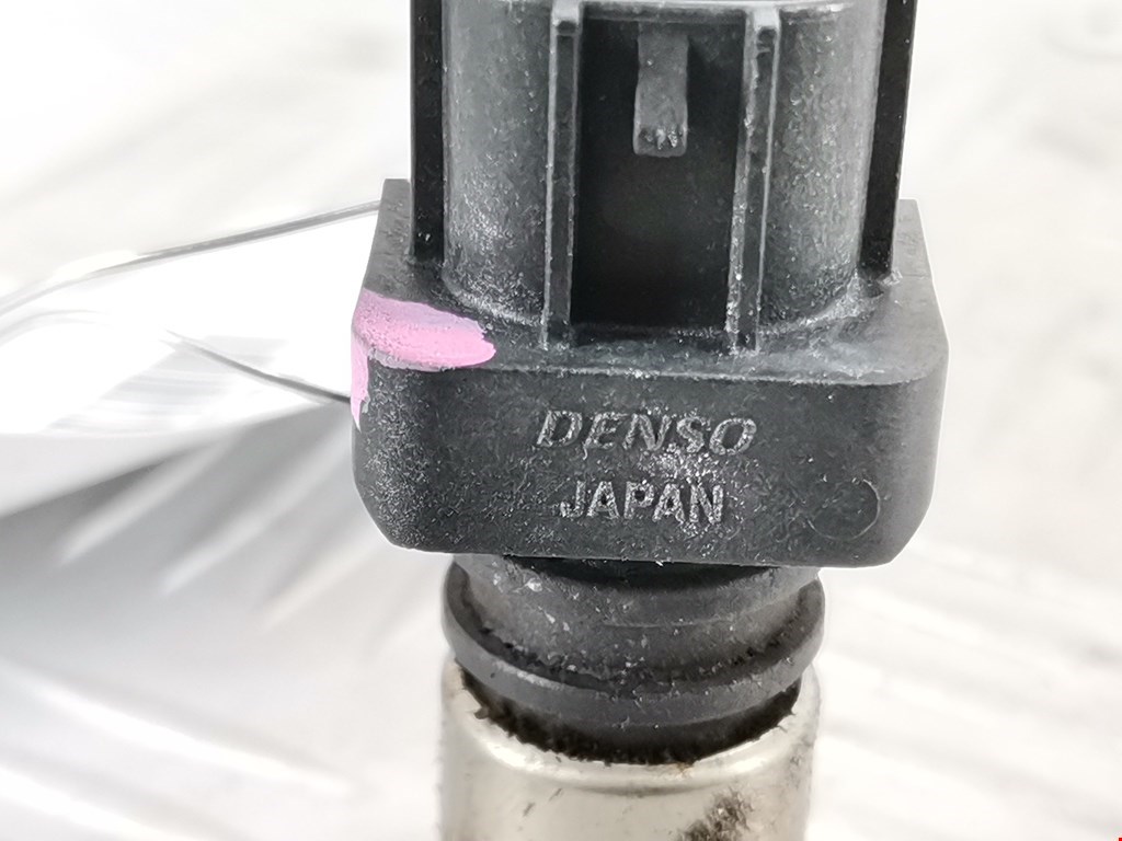 Датчик положения коленвала TOYOTA Yaris II XP50 2005-2011