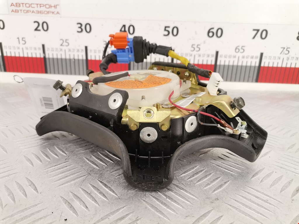 Подушка безопасности в рулевое колесо MAZDA 323 BA 1994-1998