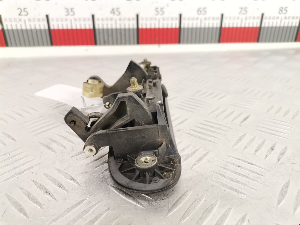 Ручка двери передней наружная правая MAZDA 323 FA 1977-1980