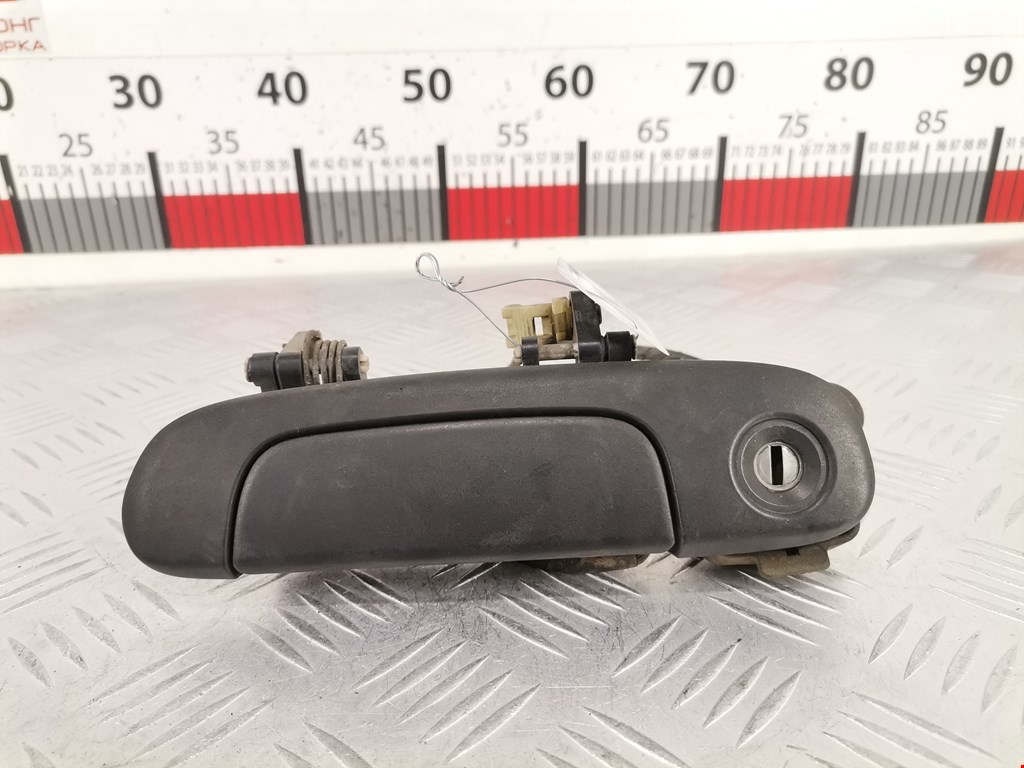 Ручка двери передней наружная левая MAZDA 323 FA 1977-1980