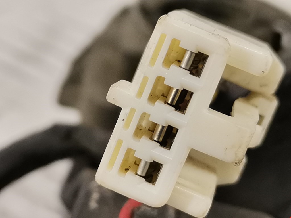 Ручка двери передней наружная левая MAZDA 323 FA 1977-1980