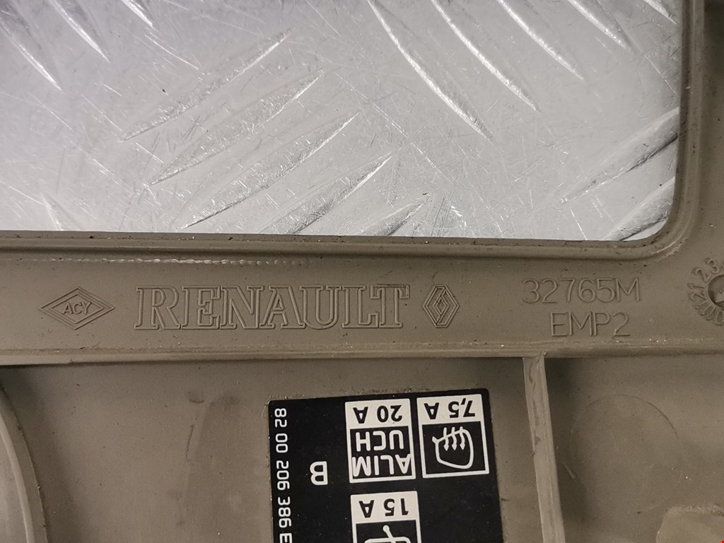 Накладка декоративная RENAULT Megane II 2002-2009