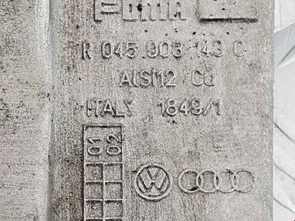 Кронштейн генератора VOLKSWAGEN Bora 1998-2005