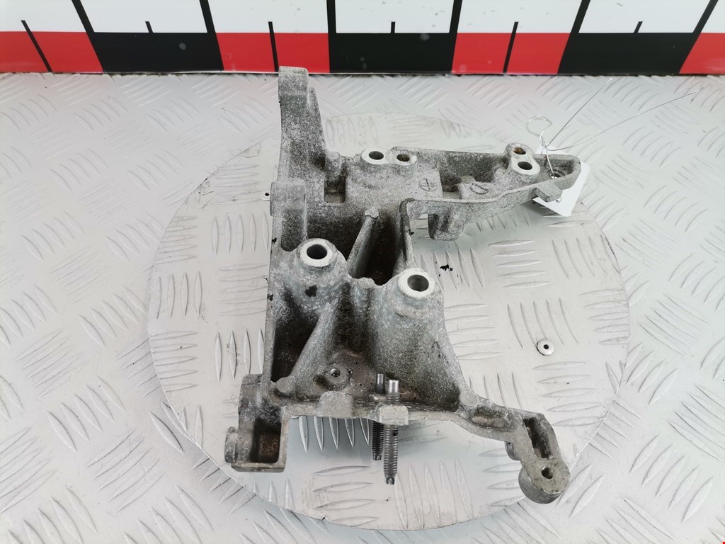 Кронштейн генератора PEUGEOT 207 2006-2015