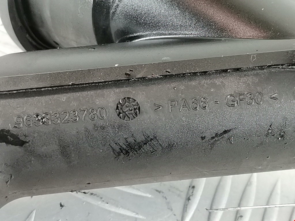 Горловина маслозаливная (залива масла) PEUGEOT 307 2001-2008