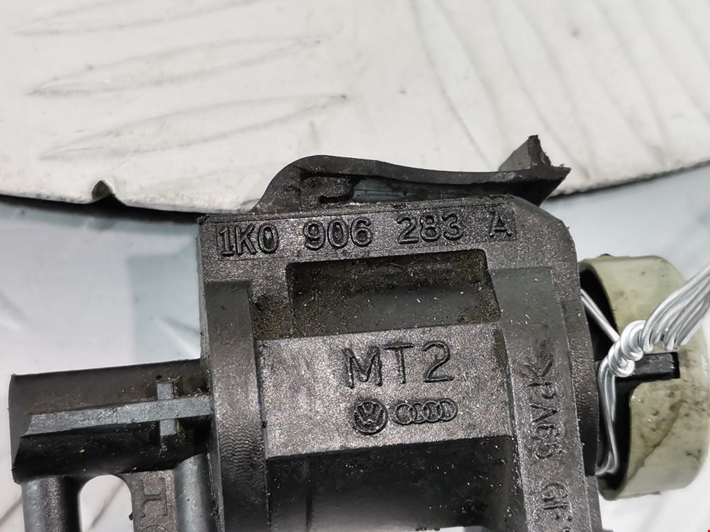 Клапан электромагнитный AUDI A3 8P 2003-2013