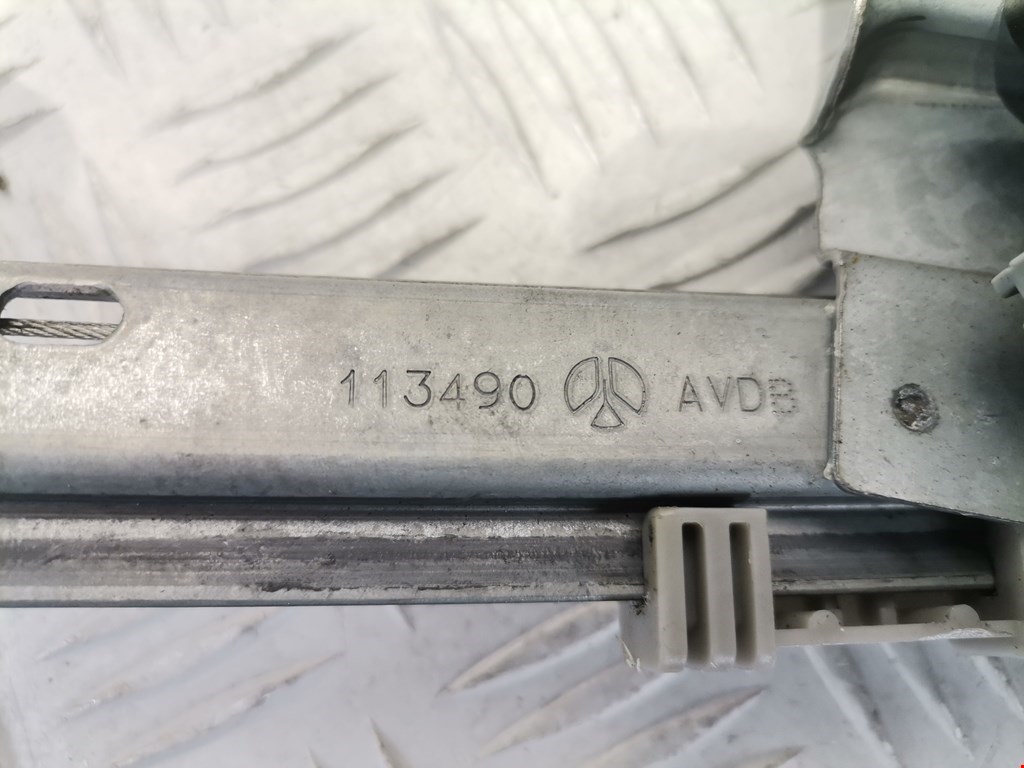 Стеклоподъемник передний правый CITROEN Xantia 1993-2002