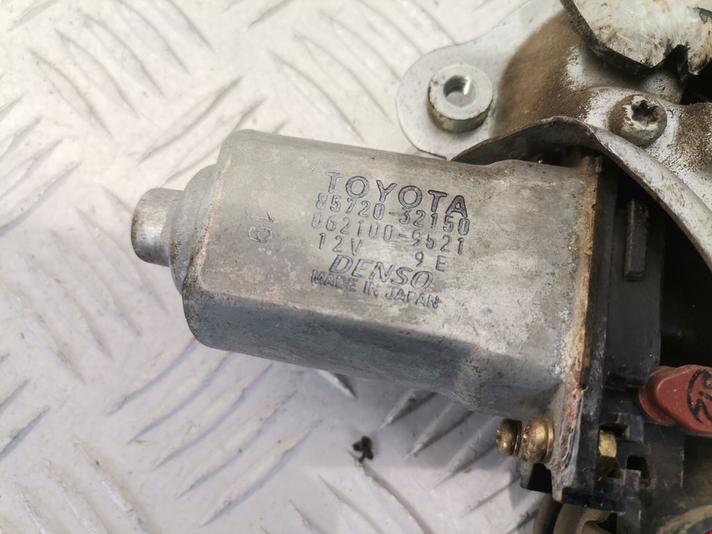 Стеклоподъемник задний правый TOYOTA RAV 4 XA20 2000-2005