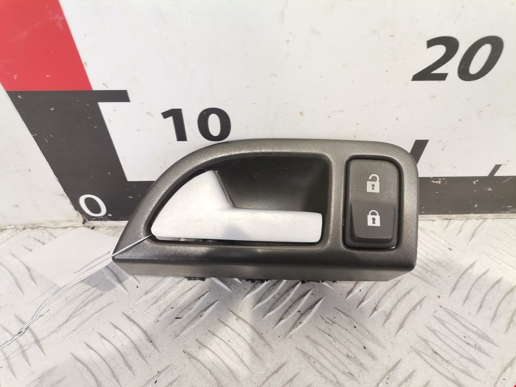 Ручка дверная передняя внутренняя левая VOLVO V50 I 2004-2012