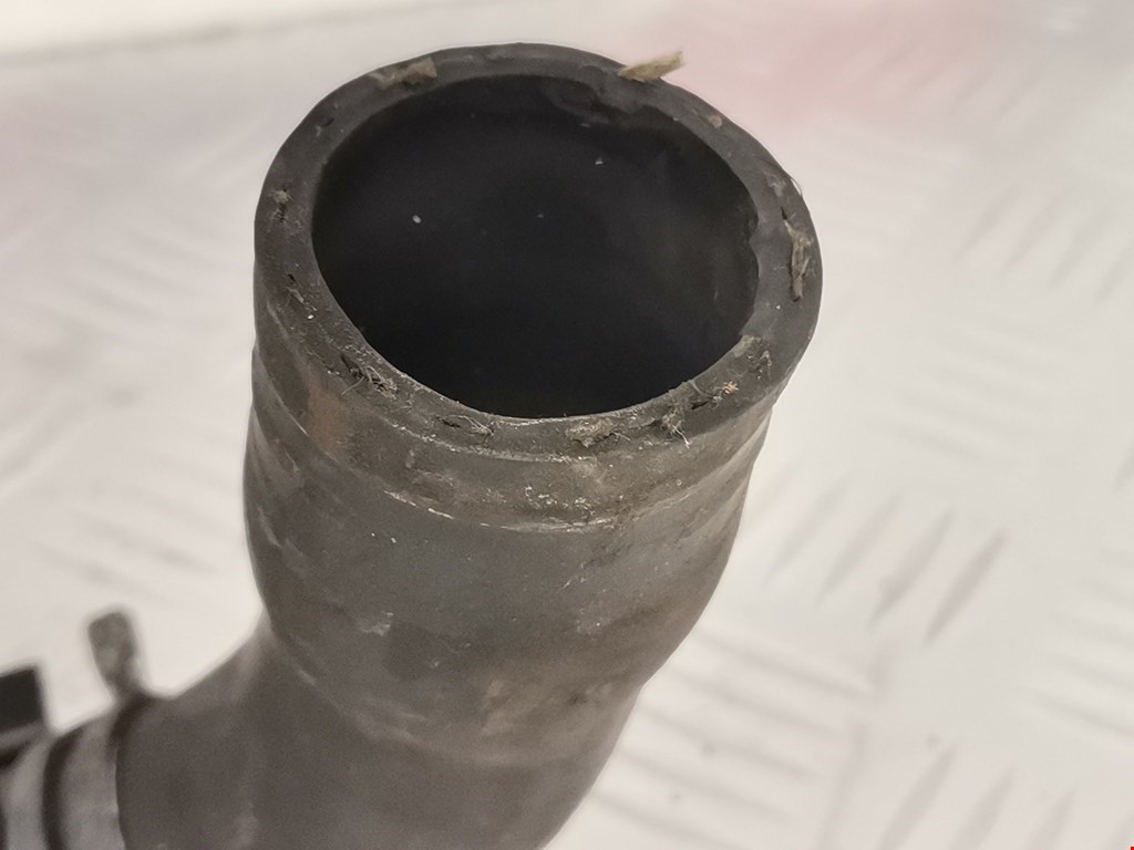 Патрубок AUDI A3 8L 1996-2003