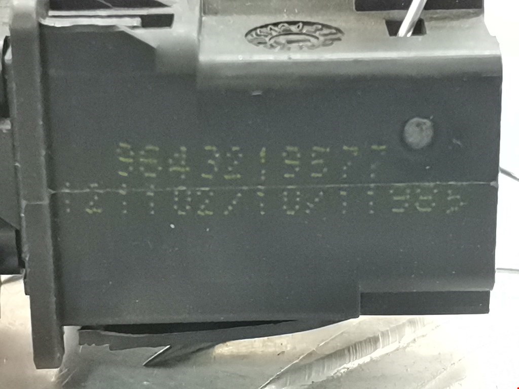 Кнопка аварийной сигнализации (аварийки) PEUGEOT 307 2001-2008