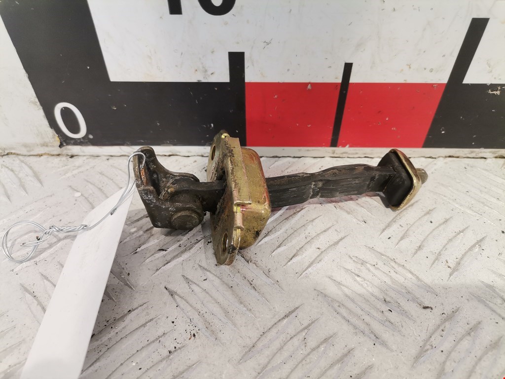 Ограничитель открывания двери NISSAN Primera P11 1996-2002