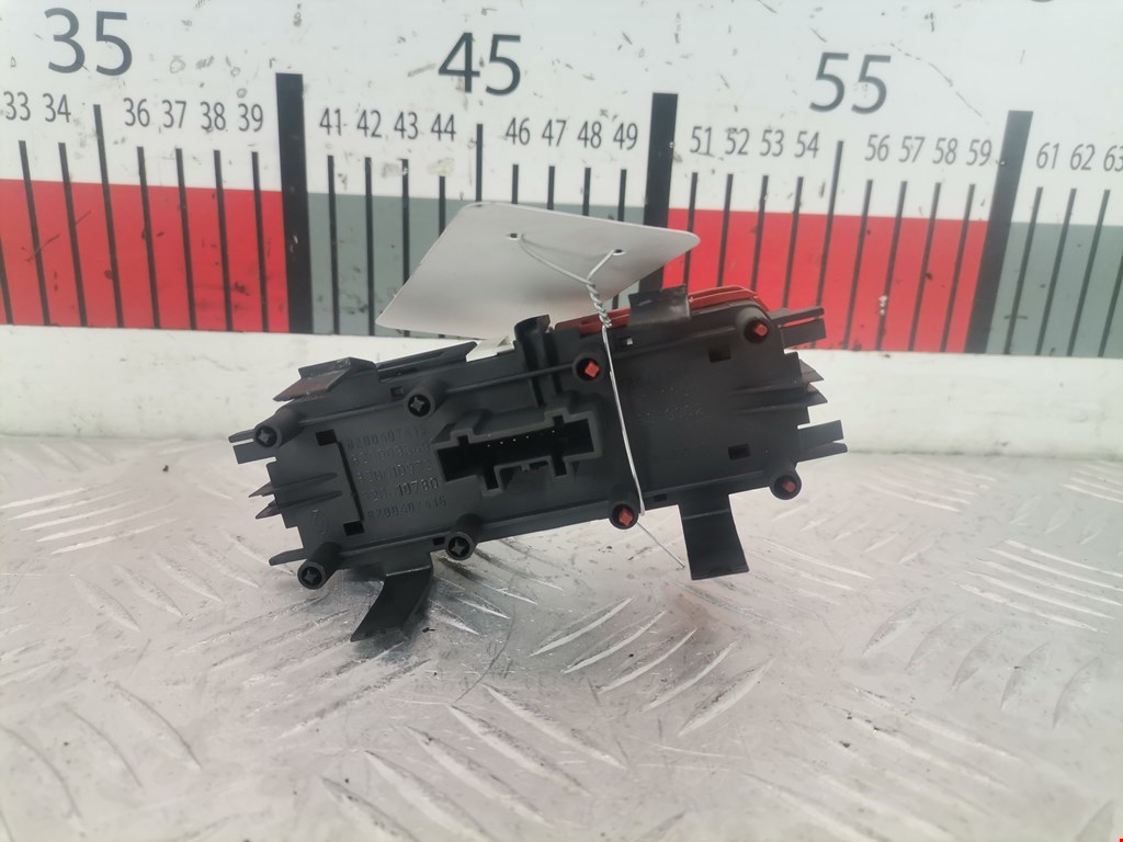 Кнопка аварийной сигнализации (аварийки) RENAULT Scenic II 2003-2010