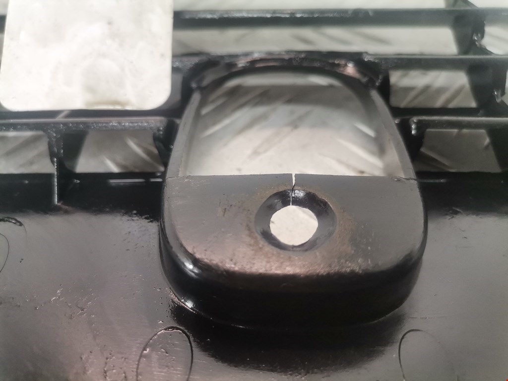 Решетка радиатора RENAULT Espace 1997-2003