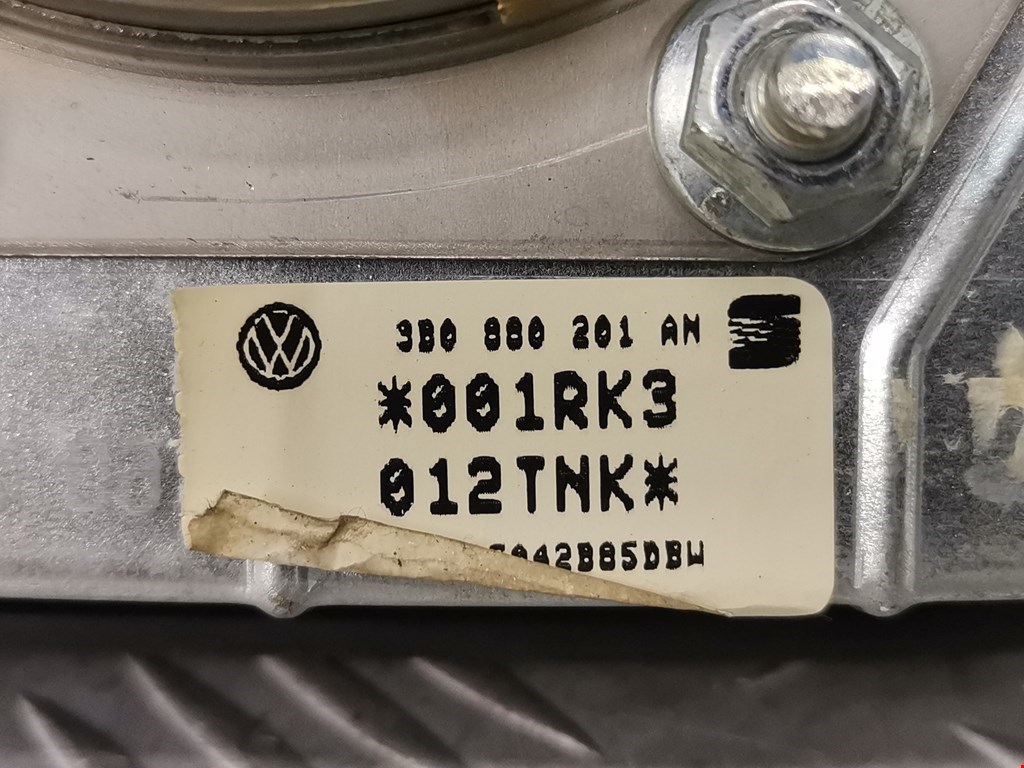 Подушка безопасности в рулевое колесо VOLKSWAGEN Sharan 1995-2010