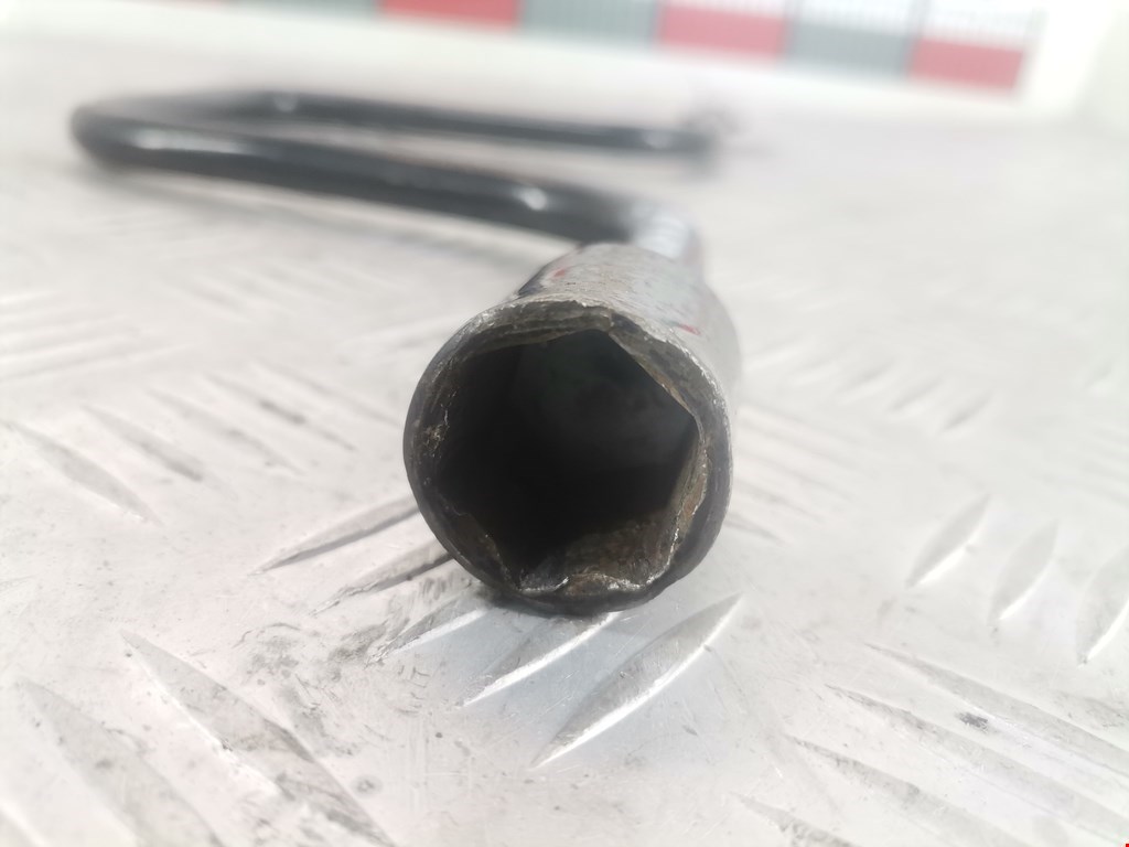 Ключ балонный DACIA Logan I 2006-2012