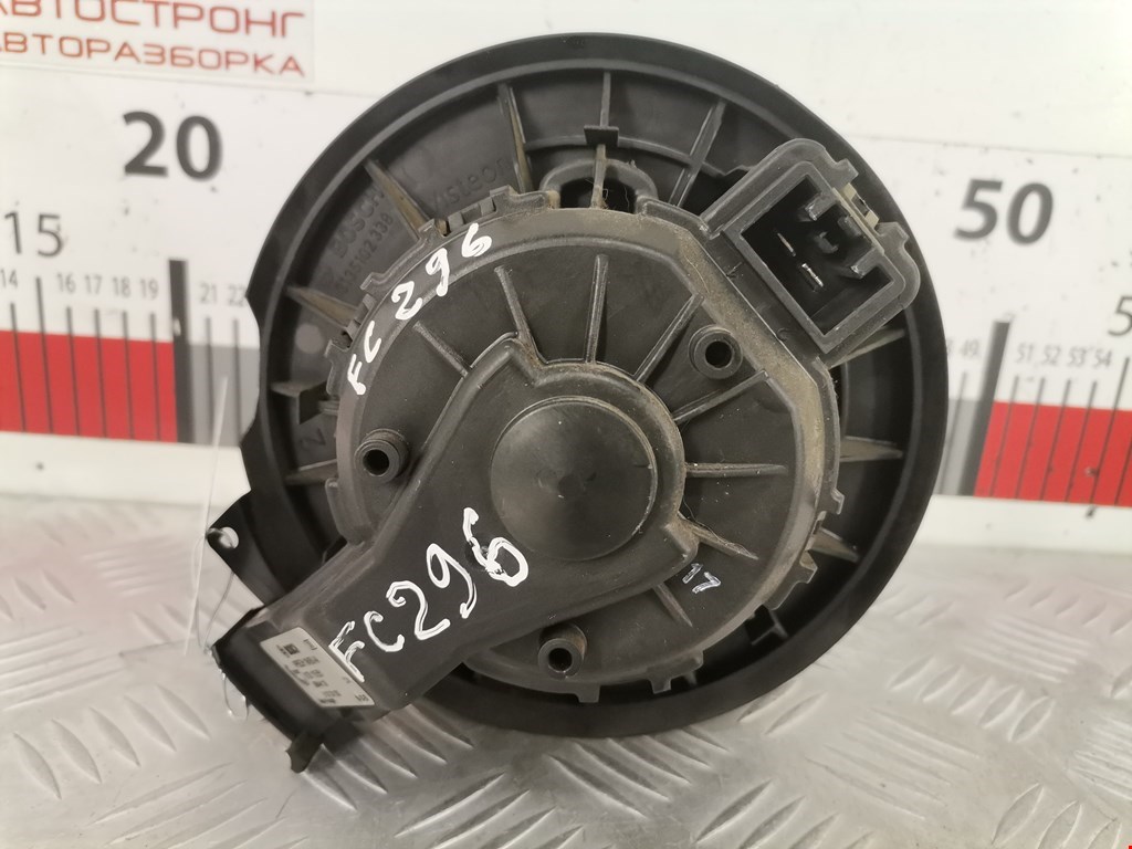 Моторчик (мотор) отопителя салона FORD Fiesta 2008-2012