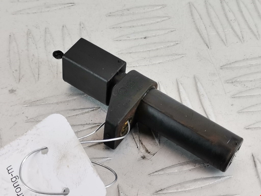 Датчик положения коленвала MERCEDES-BENZ C-Class C-klasse W203 2000-2007