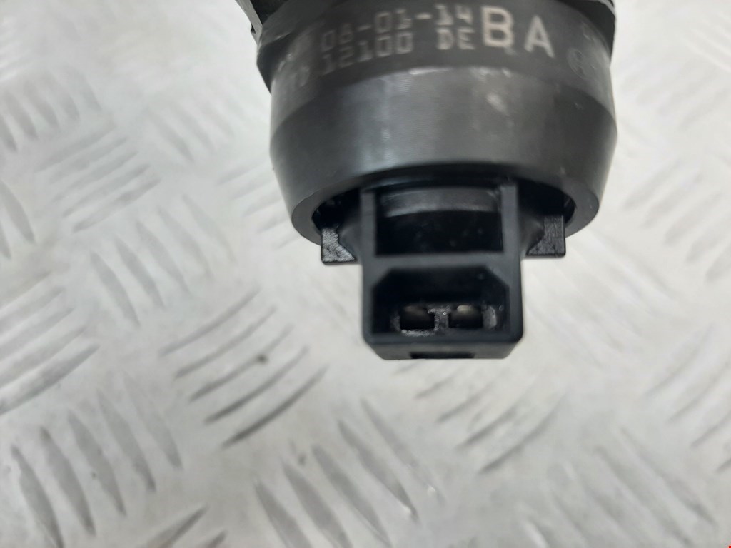 Форсунка дизельная электрическая VOLKSWAGEN Passat B6 2005-2011