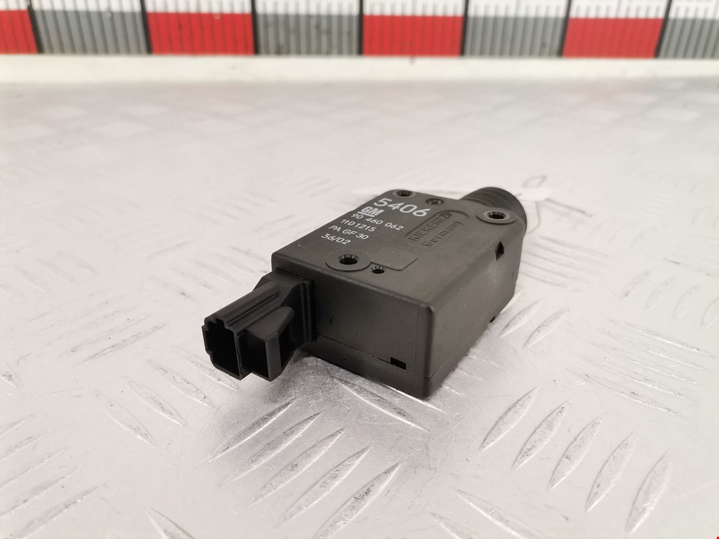 Активатор замка двери OPEL Omega B 1994-2004