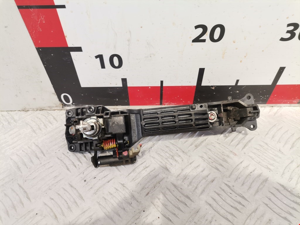 Ручка двери передней наружная правая TOYOTA Yaris II XP50 2005-2011