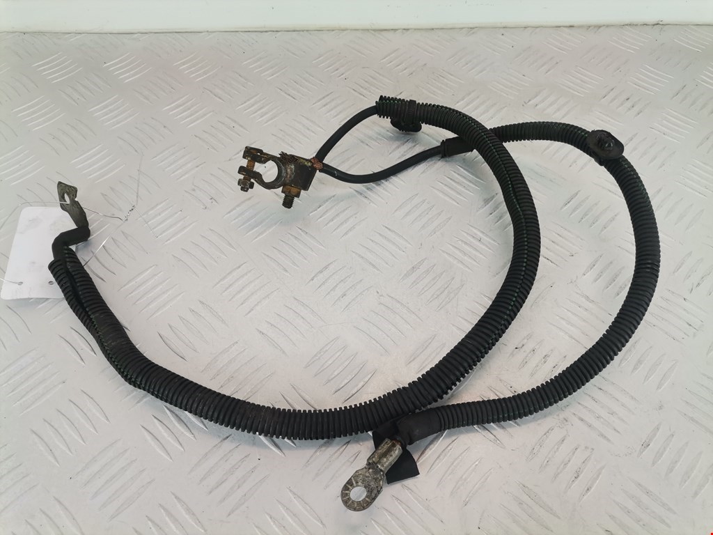 Клемма аккумулятора (минус) - RENAULT Laguna 1993-2000