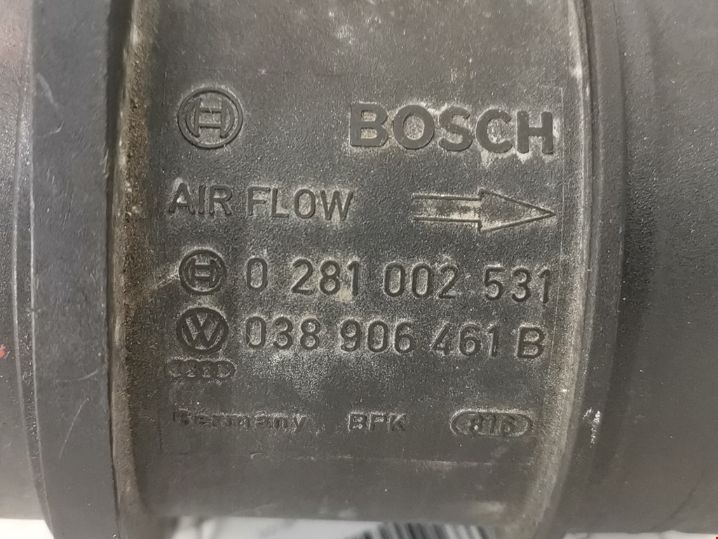 Расходомер воздуха (массметр, датчик ДМРВ) VOLKSWAGEN Golf IV 1997-2003
