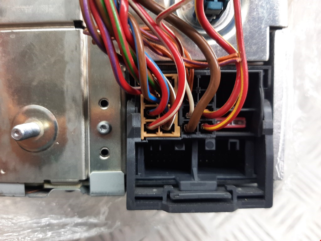 Магнитола VOLKSWAGEN Passat B6 2005-2011