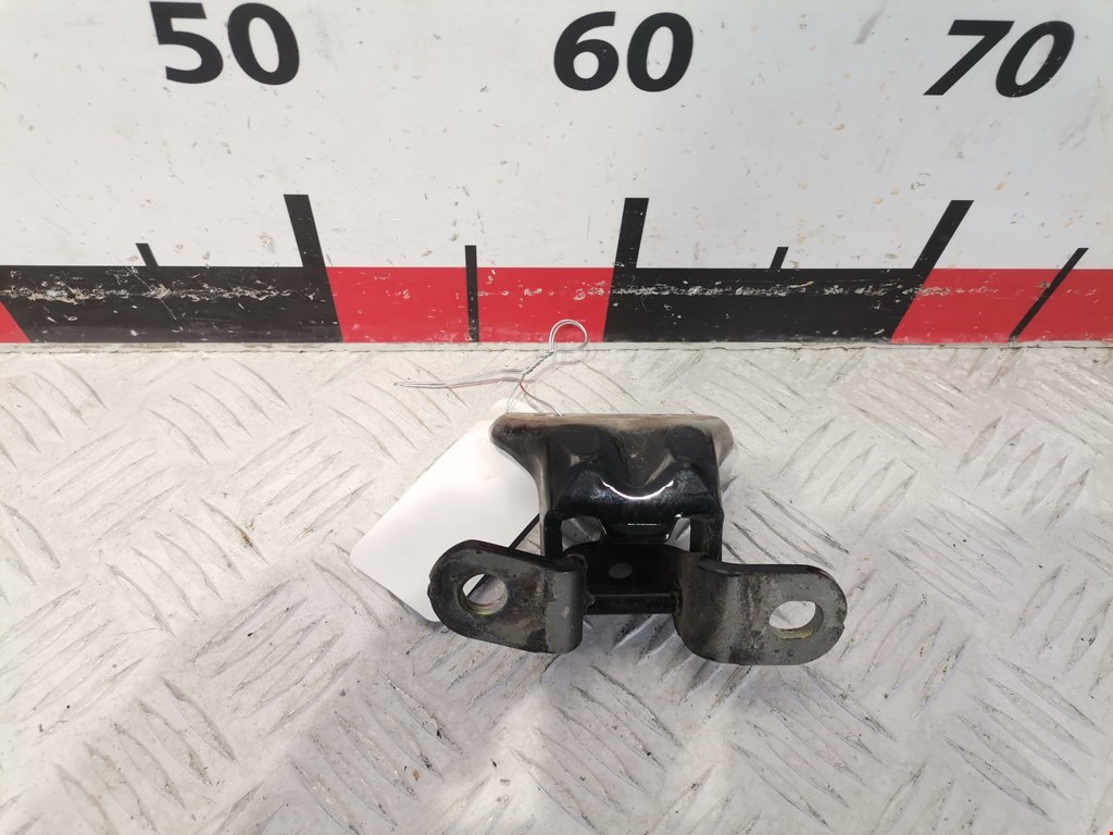 Петля двери задней левой Hyundai Tucson 1 (2004-2010)