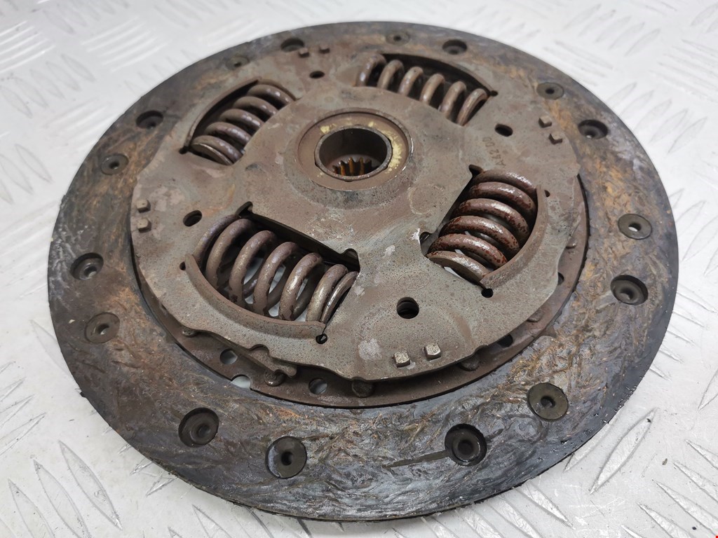 Маховик (демпфер сцепления) MAZDA Mazda 2 DY 2003-2007