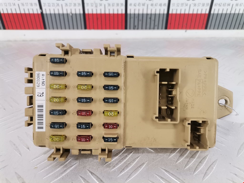 Датчик уровня в бачок омывателя SUBARU Forester I 1997-2002