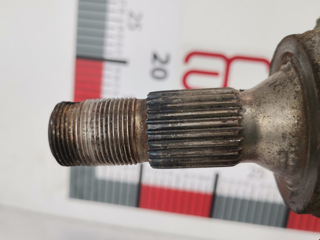 Полуось (привод, приводной вал) передняя левая CITROEN Xantia 1993-2002