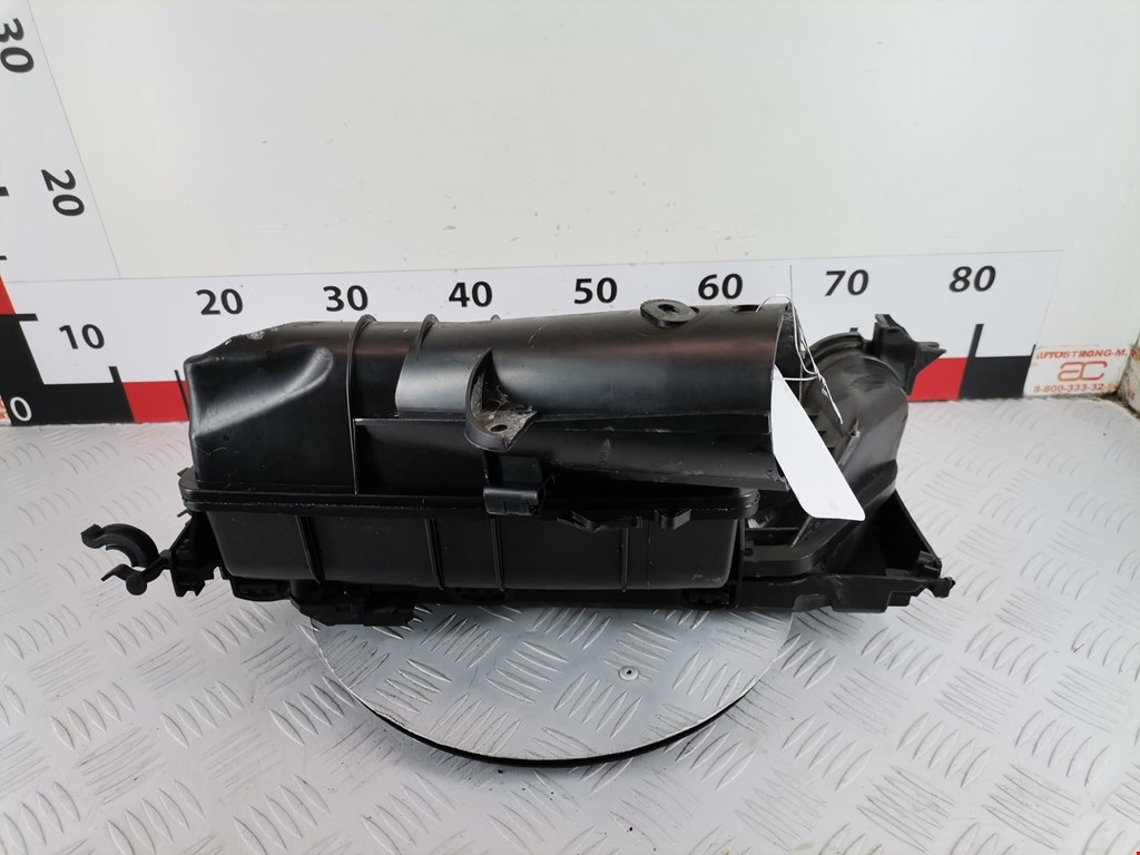 Корпус воздушного фильтра Ford Fiesta 5 (2002-2008)