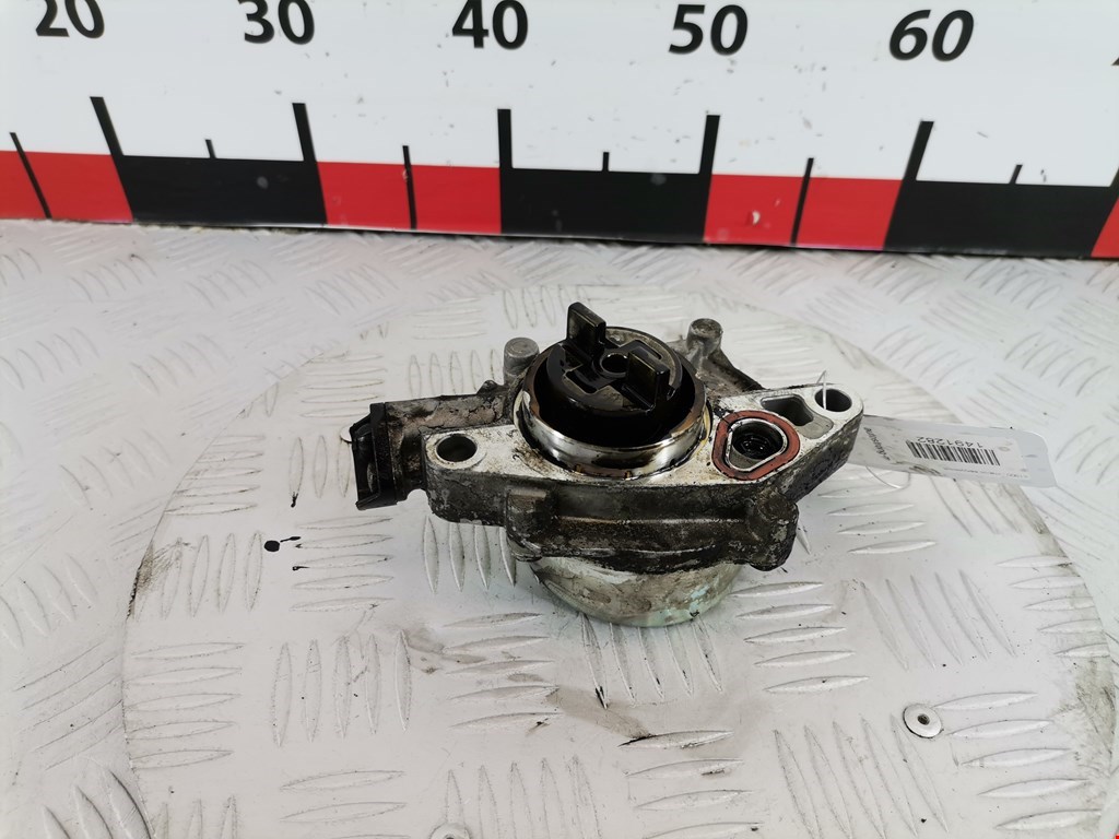 Насос вакуумный Ford Fiesta 5 (2002-2008)