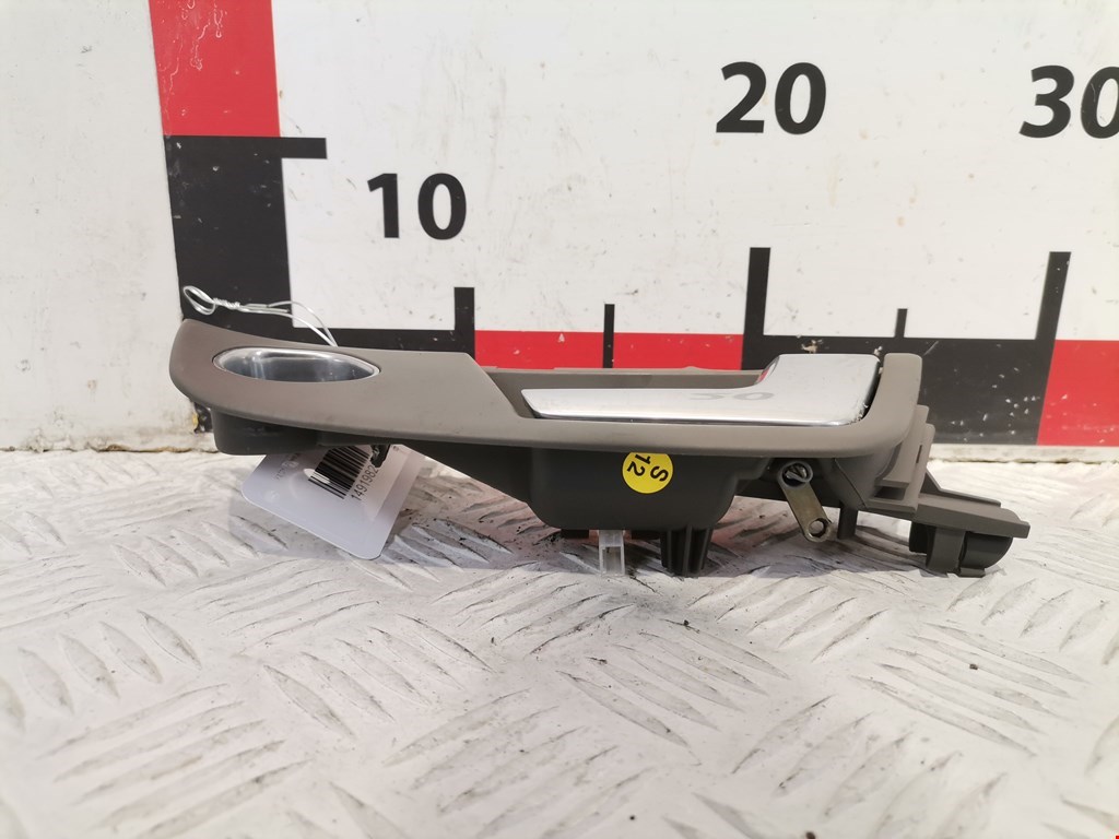 Ручка дверная передняя внутренняя правая AUDI A4 B6 2001-2005