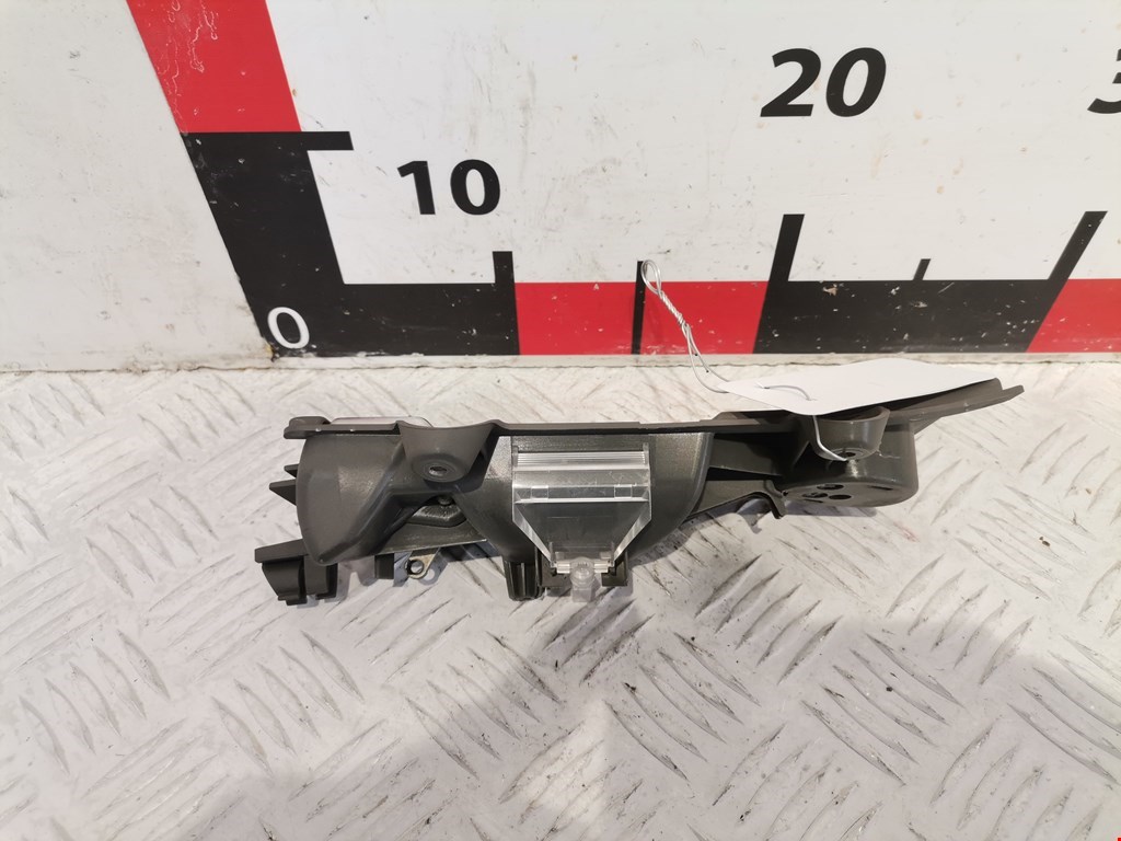 Ручка дверная передняя внутренняя правая AUDI A4 B6 2001-2005