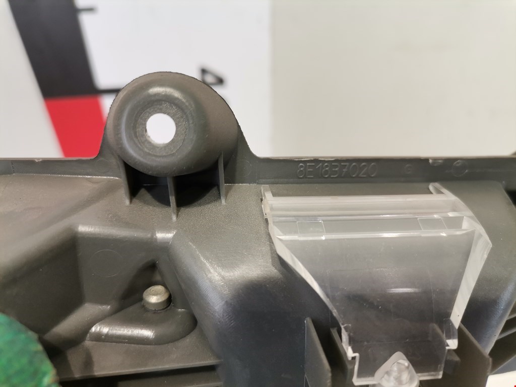 Ручка дверная передняя внутренняя правая AUDI A4 B6 2001-2005