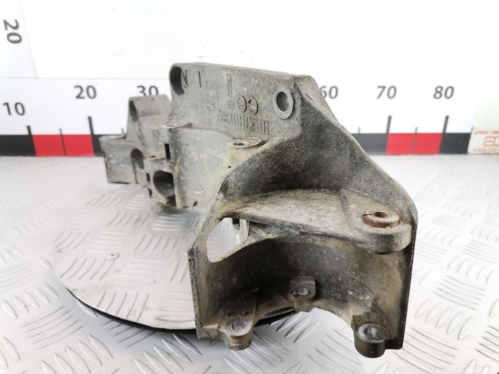 Кронштейн генератора FORD Galaxy 1995-2005