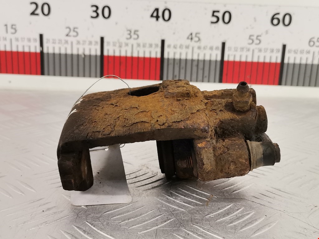 Суппорт передний левый VOLKSWAGEN Golf III 1991-1997