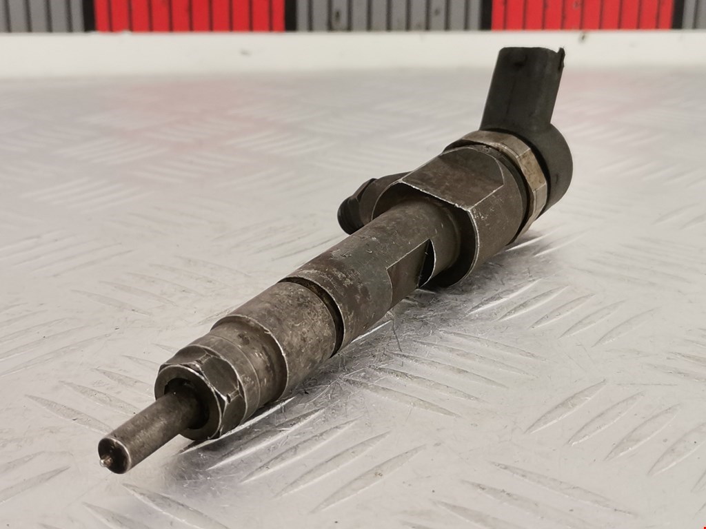 Форсунка дизельная электрическая RENAULT Scenic II 2003-2010