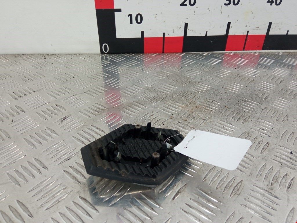 Эмблема (значок) RENAULT Scenic II 2003-2010