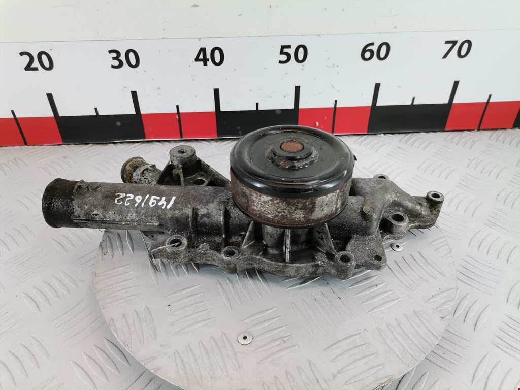 Насос водяной (помпа) MERCEDES-BENZ C-Class C-klasse W202 1993-2000