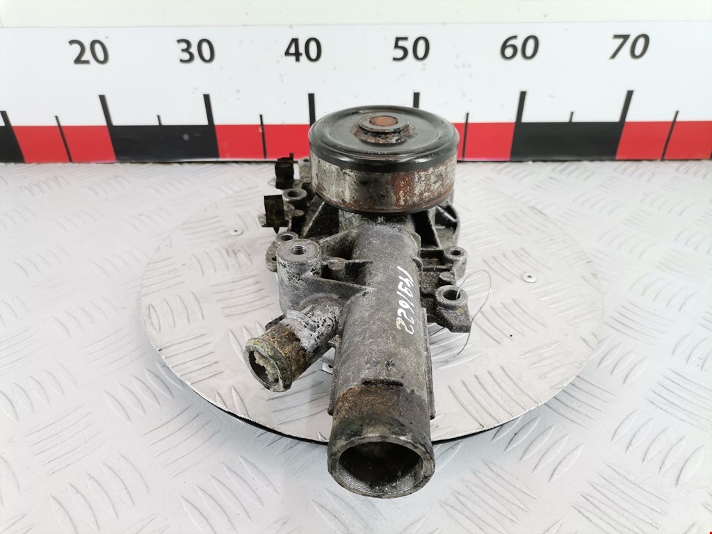 Насос водяной (помпа) MERCEDES-BENZ C-Class C-klasse W202 1993-2000