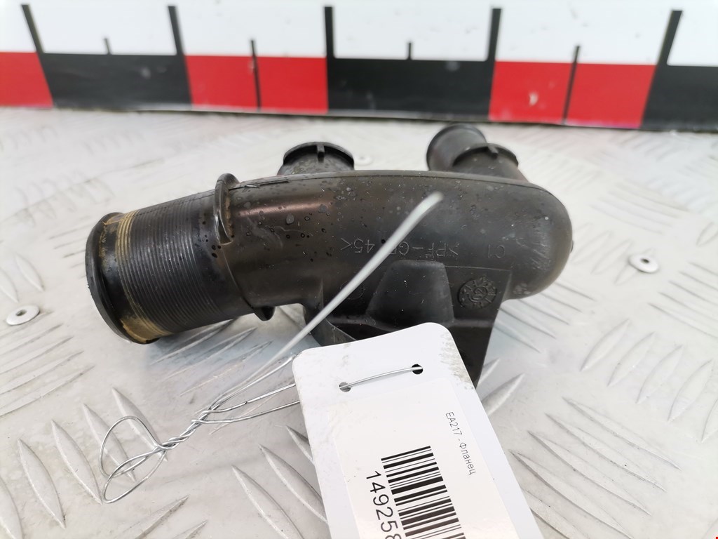 Тройник системы охлаждения PEUGEOT 307 2001-2008